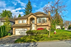 23855 Zeron Avenue Maple Ridge, BC V2W 1E3