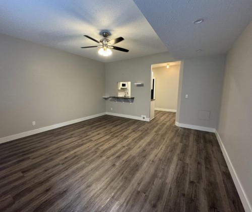 23855 Zeron Avenue , Maple Ridge, BC V2W 1E3 2