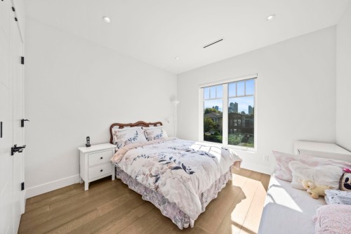 4347 Georgia Street, Burnaby, BC 
