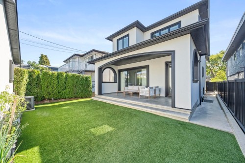 4347 Georgia Street, Burnaby, BC 