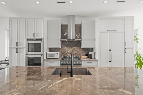 4347 Georgia Street, Burnaby, BC 