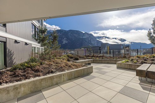 307-1365 Pemberton Avenue, Squamish, BC 