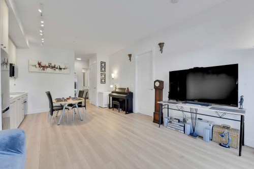 211-708 Edgar Avenue, Coquitlam, BC 