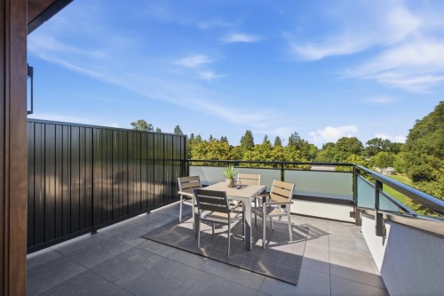 1-3018 19Th Avenue E, Vancouver, BC 