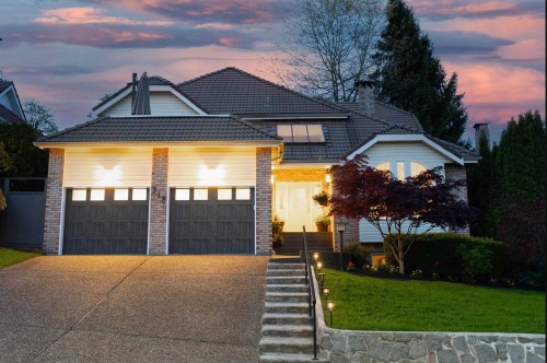 318 Roche Point Drive, North Vancouver, BC 