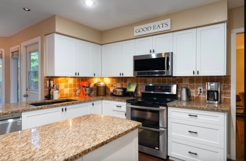 318 Roche Point Drive, North Vancouver, BC 