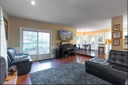 318 Roche Point Drive, North Vancouver, BC 