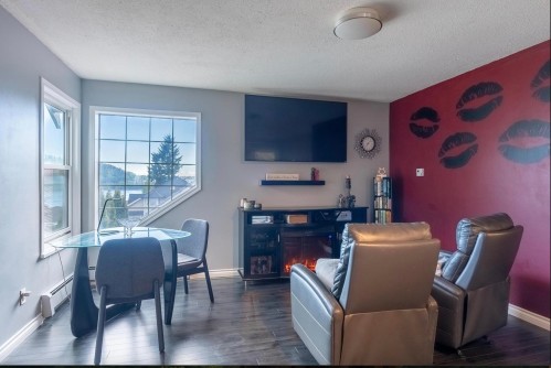 318 Roche Point Drive, North Vancouver, BC 