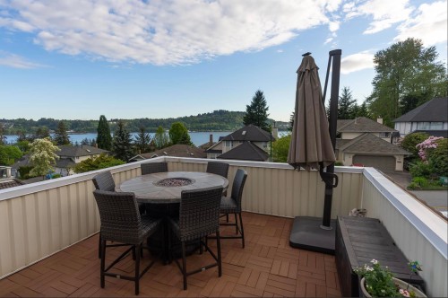 318 Roche Point Drive, North Vancouver, BC 