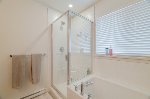 158-11305 240 Street, Maple Ridge, BC 