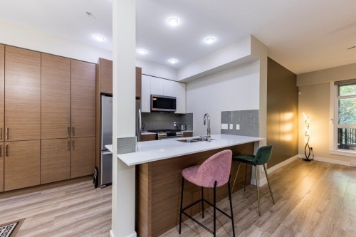 306-2135 Heritage Park Lane, North Vancouver, BC 