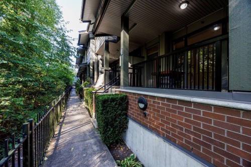 306-2135 Heritage Park Lane, North Vancouver, BC 
