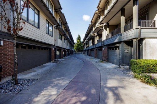 306-2135 Heritage Park Lane, North Vancouver, BC 