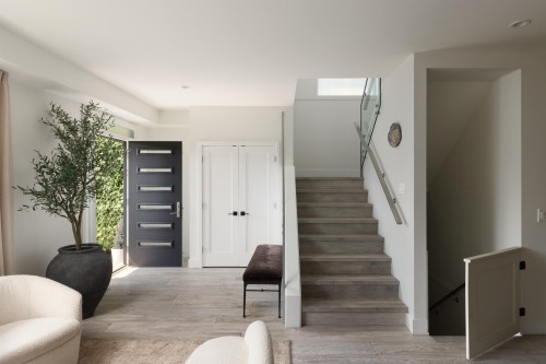 238 19Th Street E, North Vancouver, BC 
