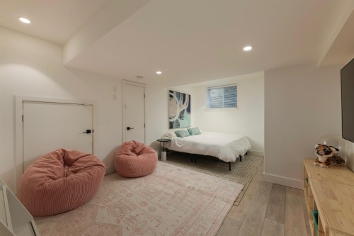 238 19Th Street E, North Vancouver, BC 