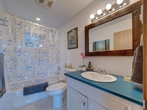 5280 Cecil Hill Road, Madeira Park, BC 