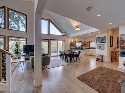 5280 Cecil Hill Road, Madeira Park, BC 