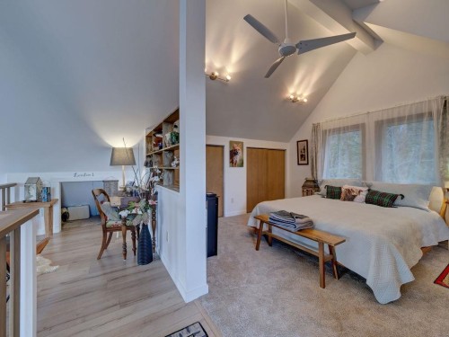 5280 Cecil Hill Road, Madeira Park, BC 