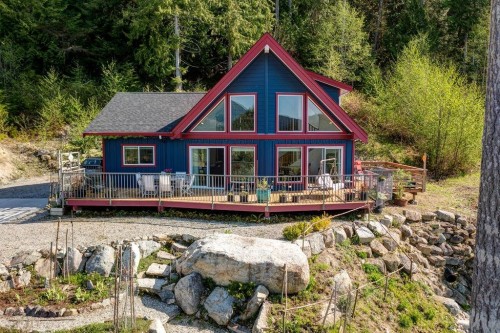 5280 Cecil Hill Road, Madeira Park, BC 