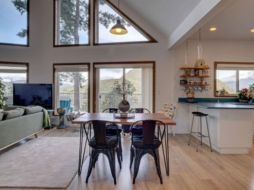 5280 Cecil Hill Road, Madeira Park, BC 