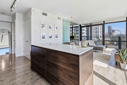 703-2378 Alpha Avenue, Burnaby, BC 