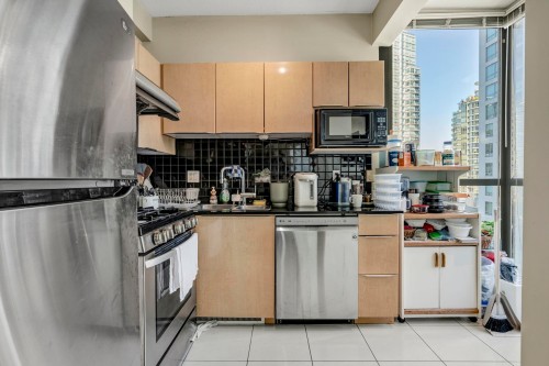 607-1239 Georgia Street W, Vancouver, BC 