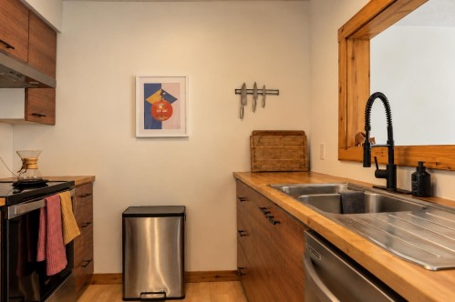 30-622 Farnham Road, Gibsons, BC 