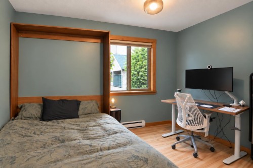 30-622 Farnham Road, Gibsons, BC 