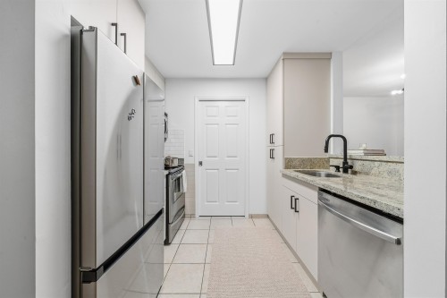 210-5281 Oakmount Crescent, Burnaby, BC 