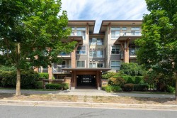 101-7131 Stride Avenue Burnaby, BC V3N 0E3