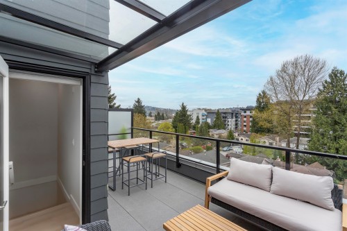 311-342 Mountain Highway, North Vancouver, BC 