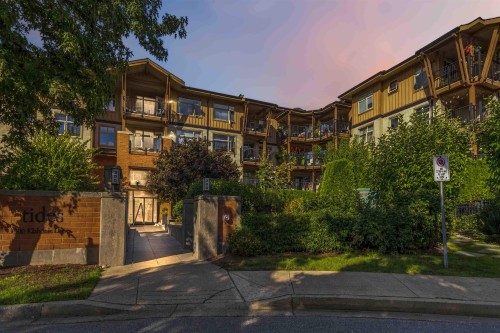 109-300 Klahanie Drive, Port Moody, BC 