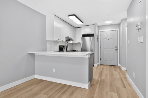 251-5880 Dover Crescent, Richmond, BC 