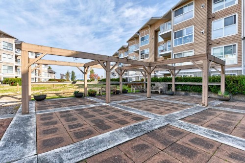 251-5880 Dover Crescent, Richmond, BC 
