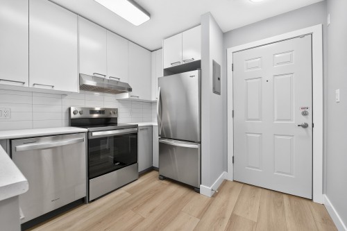 251-5880 Dover Crescent, Richmond, BC 