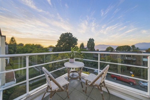 2240 York Avenue, Vancouver, BC 