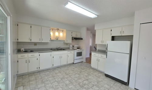 3220 Harwood Avenue, Coquitlam, BC 