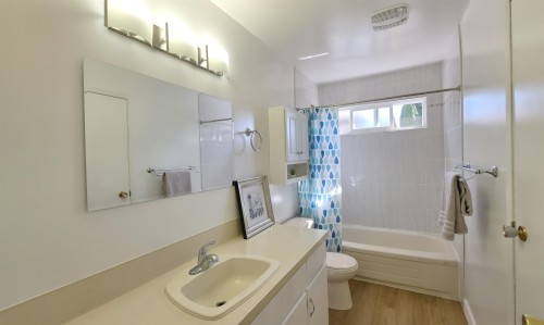 3220 Harwood Avenue, Coquitlam, BC 