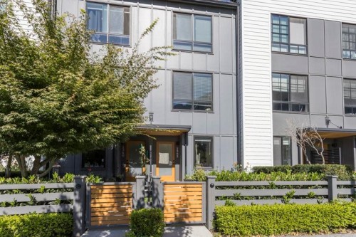 1342 Halyard Place  Squamish, BC V8B 2A1