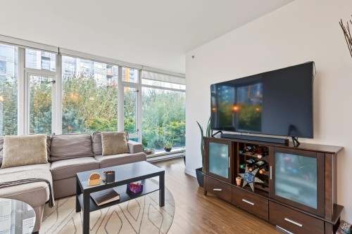 315-161 Georgia Street W, Vancouver, BC 