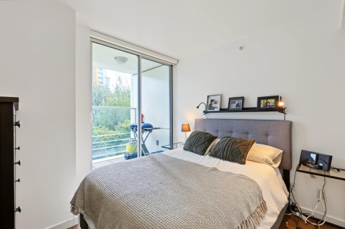 315-161 Georgia Street W, Vancouver, BC 