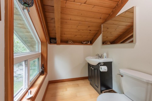 5222 Wesjac Road, Pender Harbour, BC 
