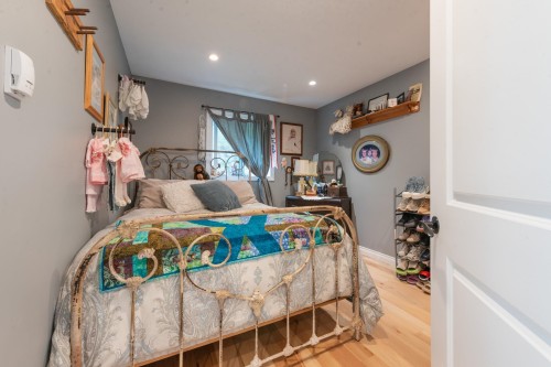 5222 Wesjac Road, Pender Harbour, BC 