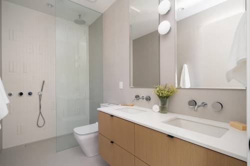 1-4161 Windsor Street, Vancouver, BC 