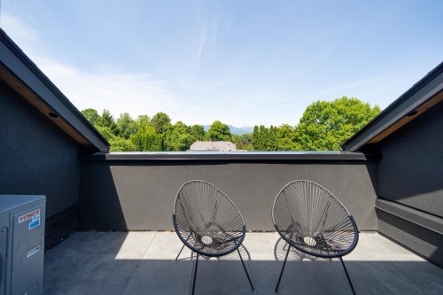 1-4161 Windsor Street, Vancouver, BC 
