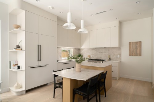 1-4161 Windsor Street, Vancouver, BC 