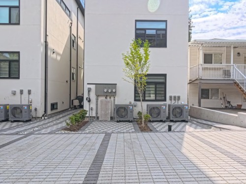 3-745 E 30 Avenue, Vancouver, BC 