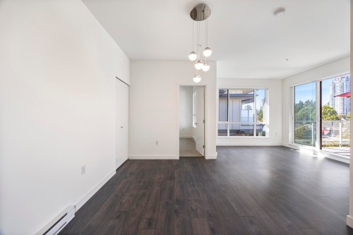 601-7133 14Th Avenue, Burnaby, BC 