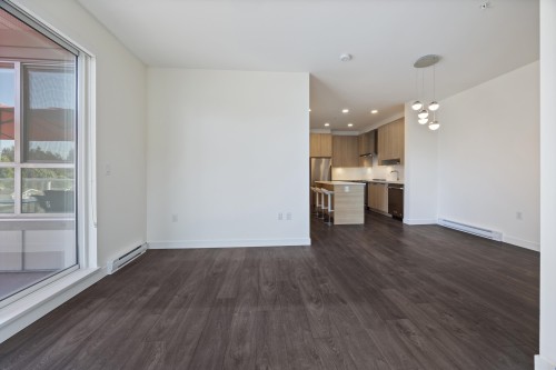 601-7133 14Th Avenue, Burnaby, BC 