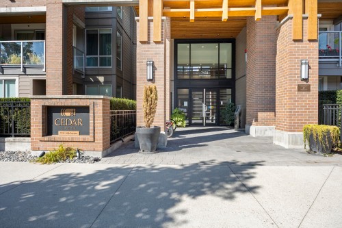 601-7133 14Th Avenue, Burnaby, BC 